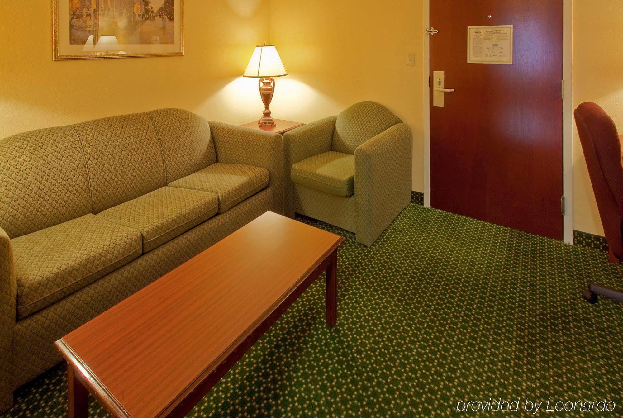 Four Points By Sheraton Dallas Arlington Entertainment District Kamer foto