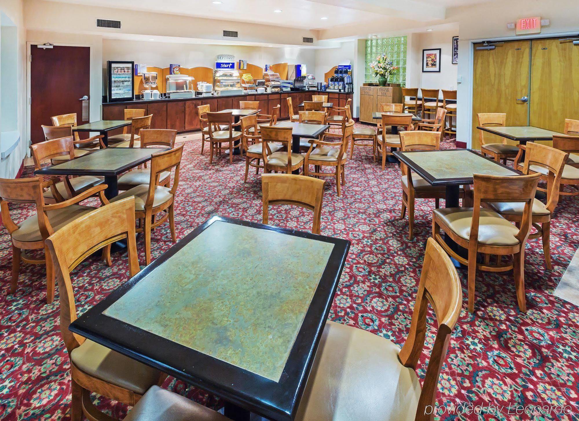 Four Points By Sheraton Dallas Arlington Entertainment District Buitenkant foto